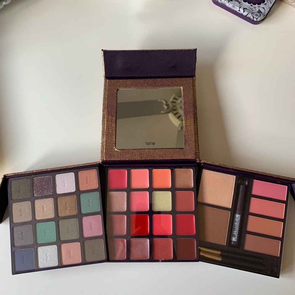 Tart make up box